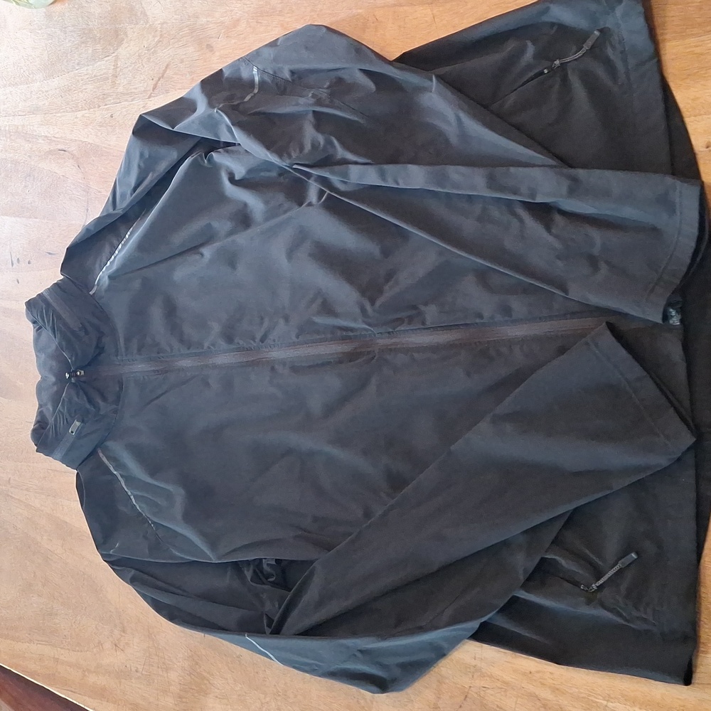 Men's Black Lululemon Rain Jacket